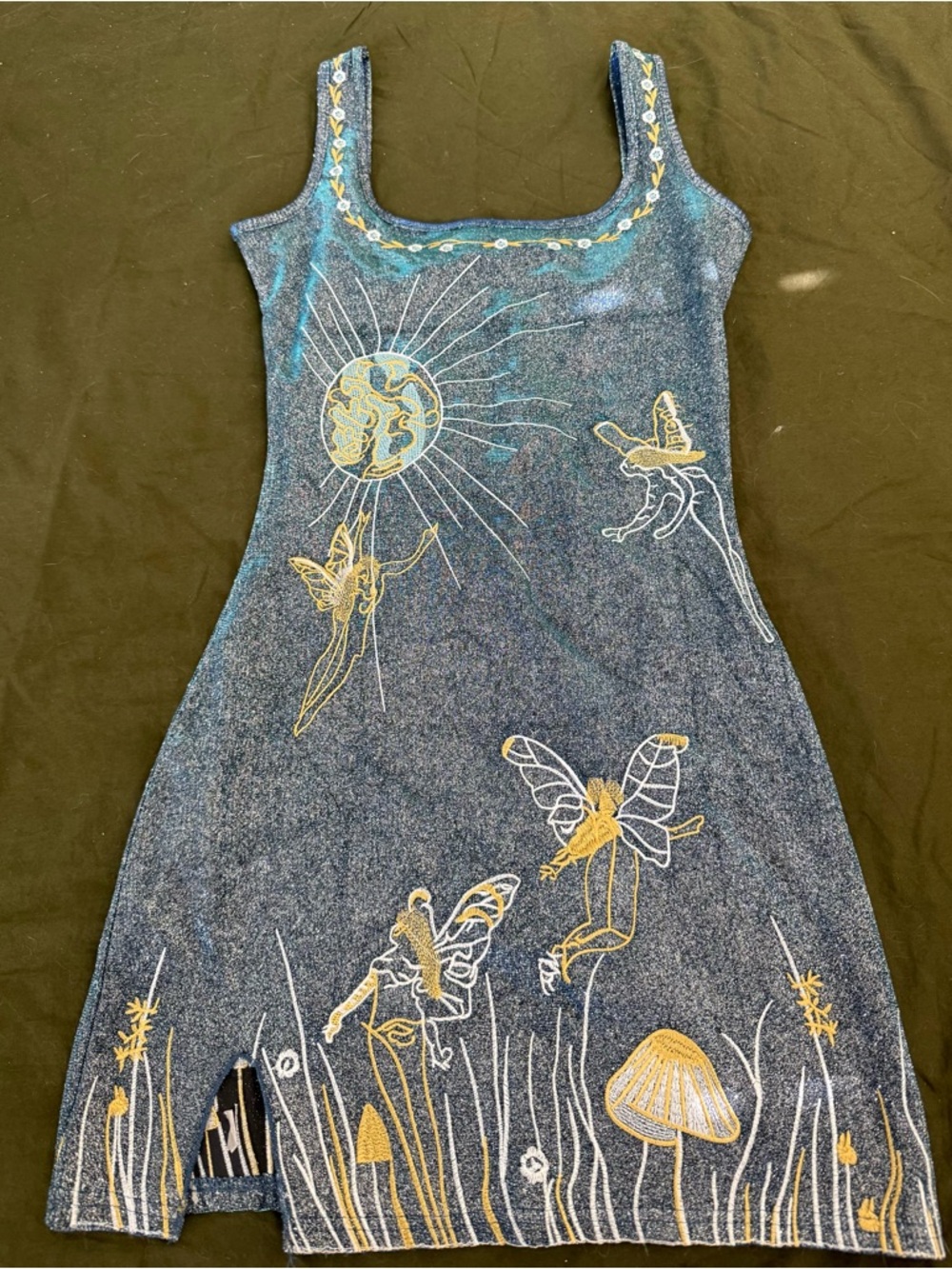 Mini sparkling dress with sun and butterfly